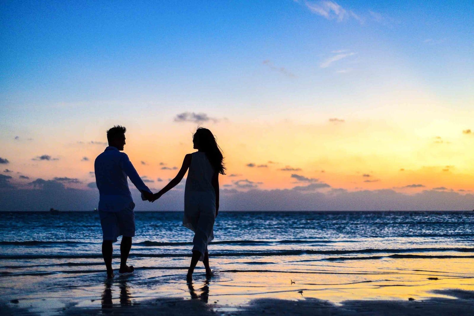 Banjara matrimony - Happy couple celebrating wedding